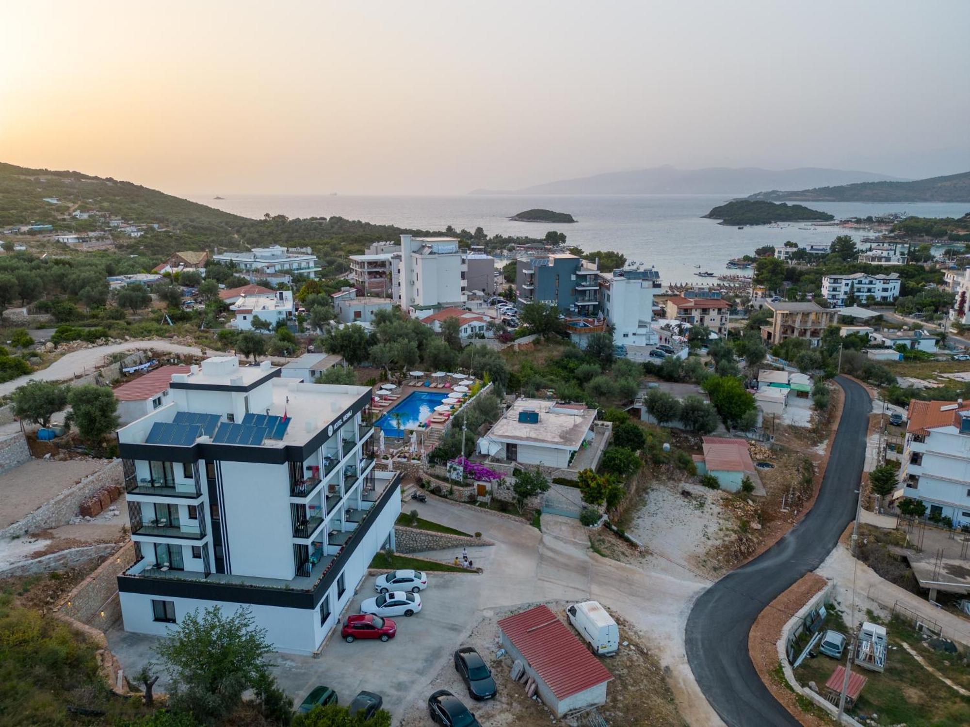 Hotel Memaj كساميل المظهر الخارجي الصورة