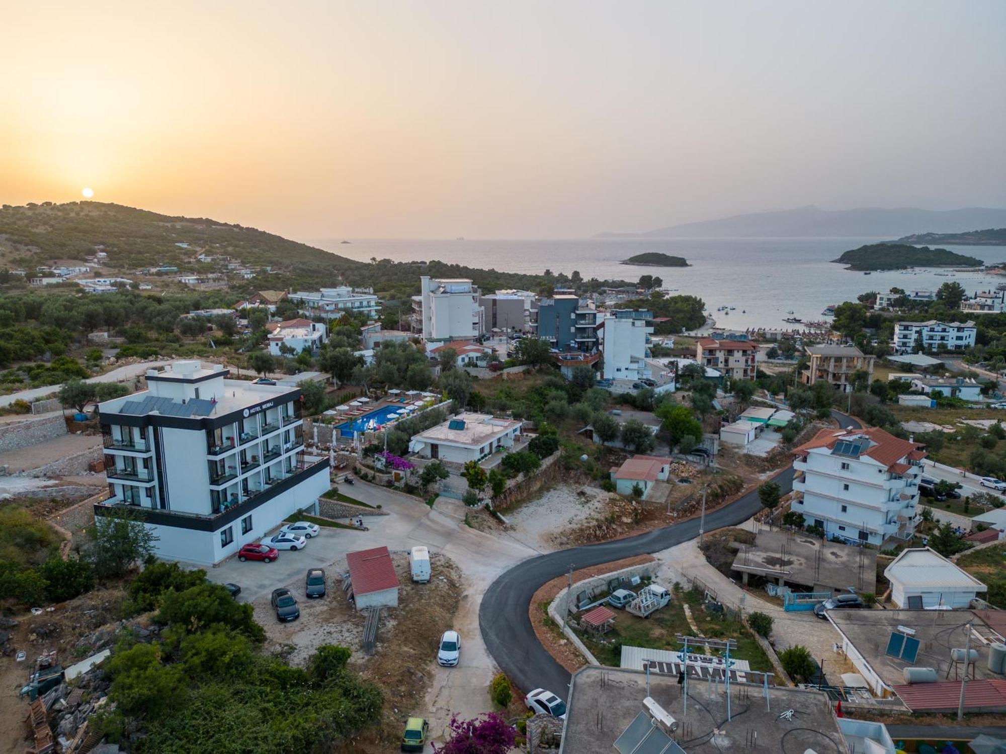 Hotel Memaj كساميل المظهر الخارجي الصورة